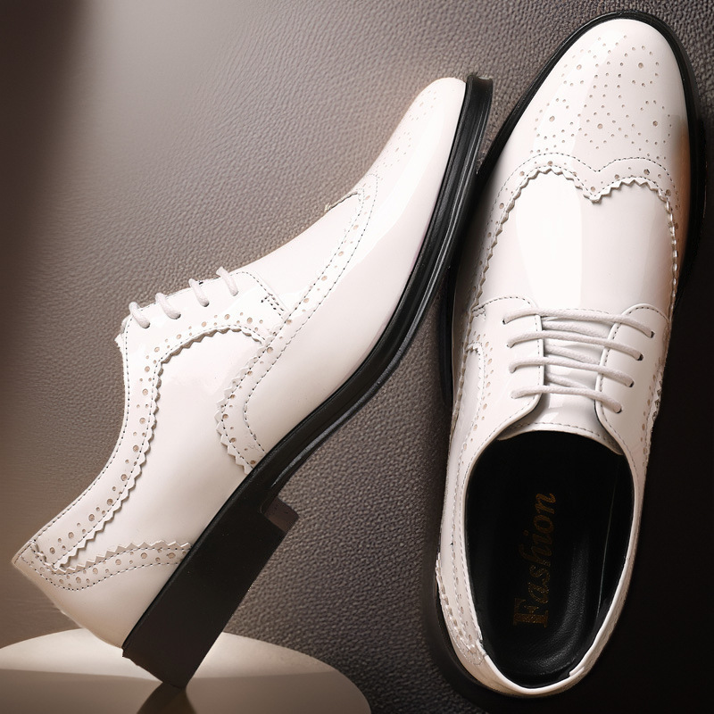 Glänzende Lackleder-Brogue-Sch – Young Men'S Grooming Bewertung und Preis