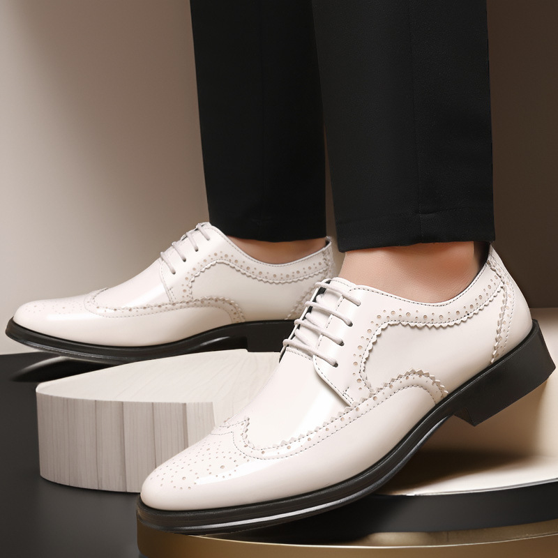 Glänzende Lackleder-Brogue-Sch – Young Men'S Grooming Bewertung und Preis